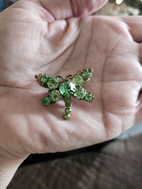 Vintage Green Crystal , Copper Dragonfly Brooch Pin